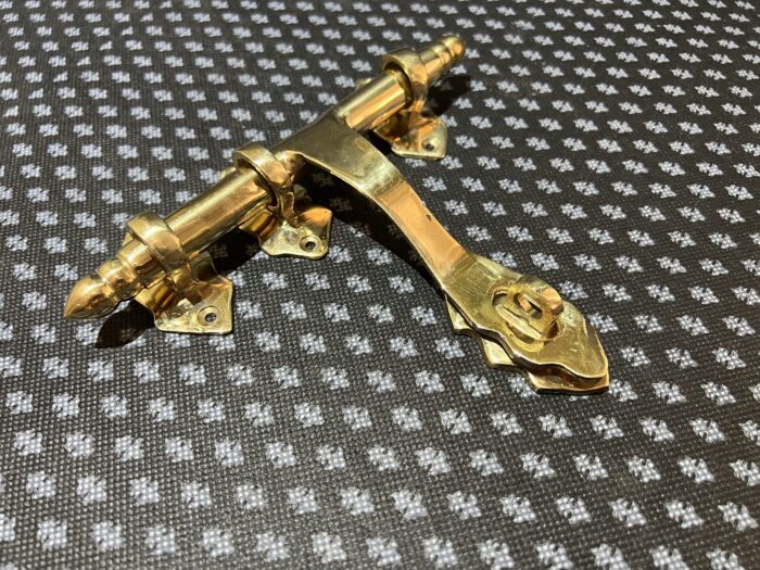 brass latch